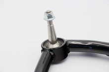 Load image into Gallery viewer, Elevate Chromoly Uniball UCA, 2003+ 4Runner / 2007+ FJ Cruiser 2/4WD

